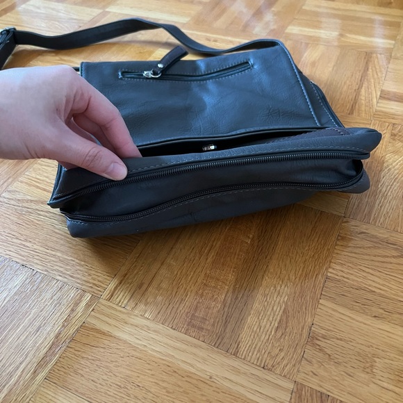 Leather purse - Picture 7 of 7